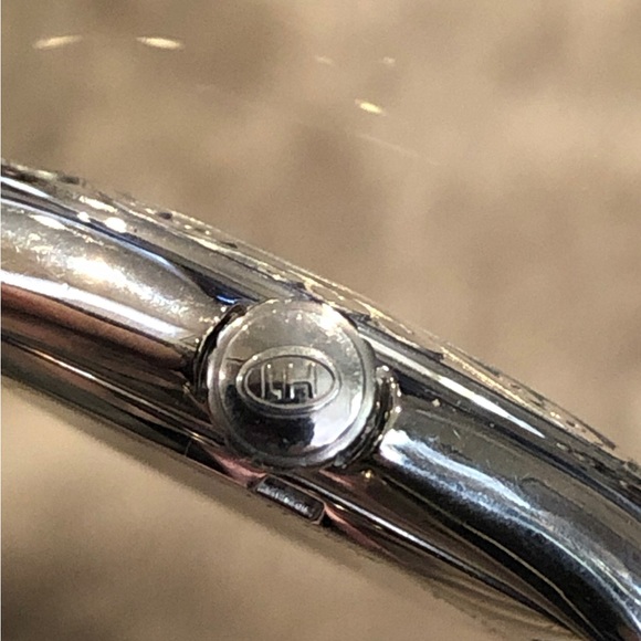 LOIS HILL Round Hot Pink Scroll Face Watch Filigree Rubber Band Sapphire Crystal - Picture 4 of 17